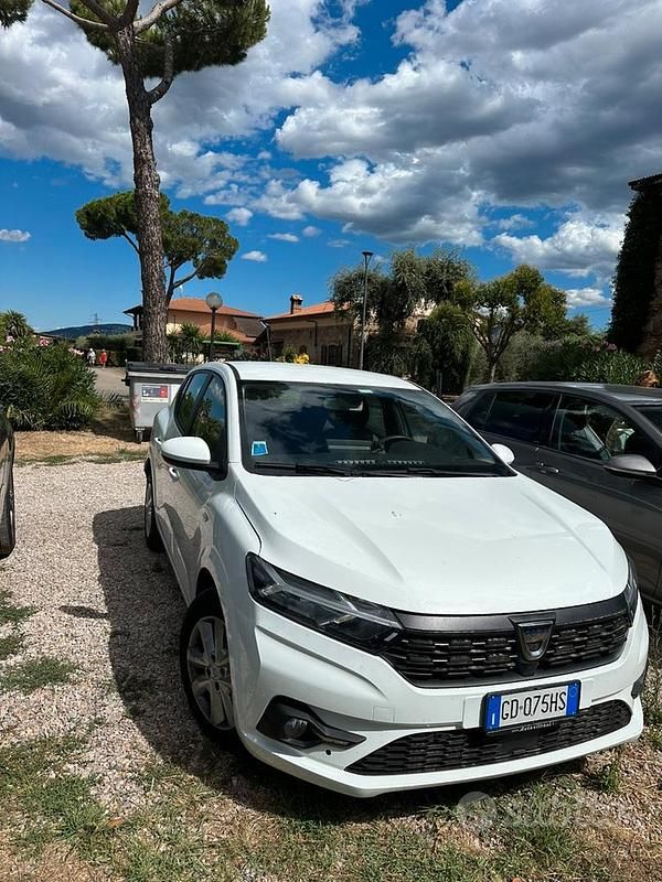 Usata Dacia Sandero 90 CV (66 kW) 2021 Bianco Utilitaria