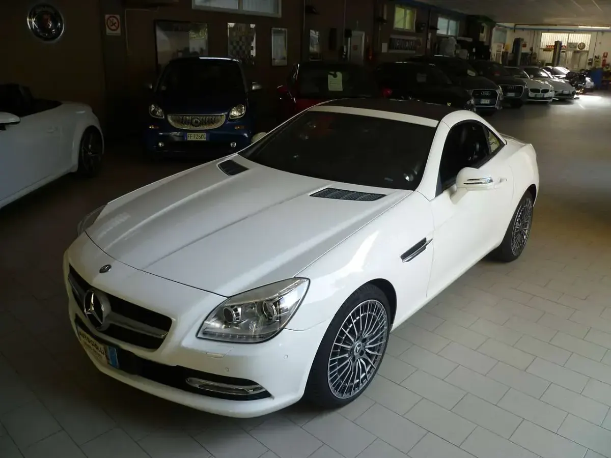 Usata Mercedes SLK200 184 CV (135 kW) 2014 Bianco polare Cabrio