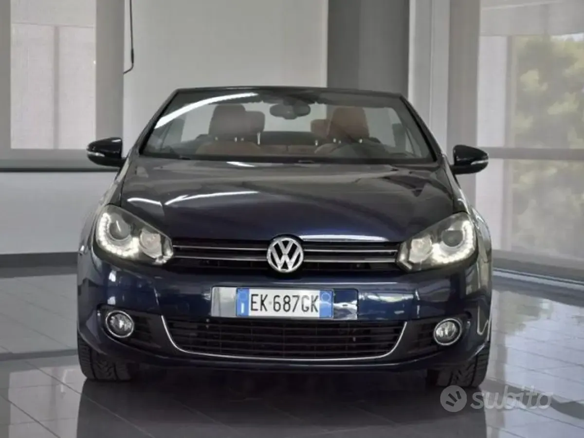 Usata VW Golf 105 CV (77 kW) 2011 Blu Cabrio