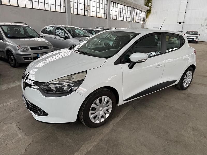 Usata Renault Clio IV 75 CV (55 kW) 2014 Bianco Berlina