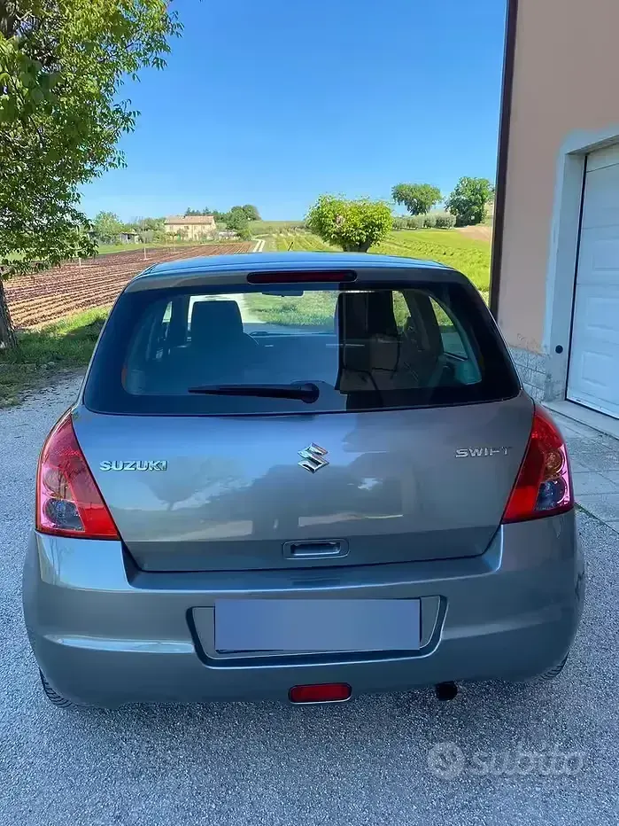 Usata Suzuki Swift 75 CV (55 kW) 2008 Grigio Utilitaria