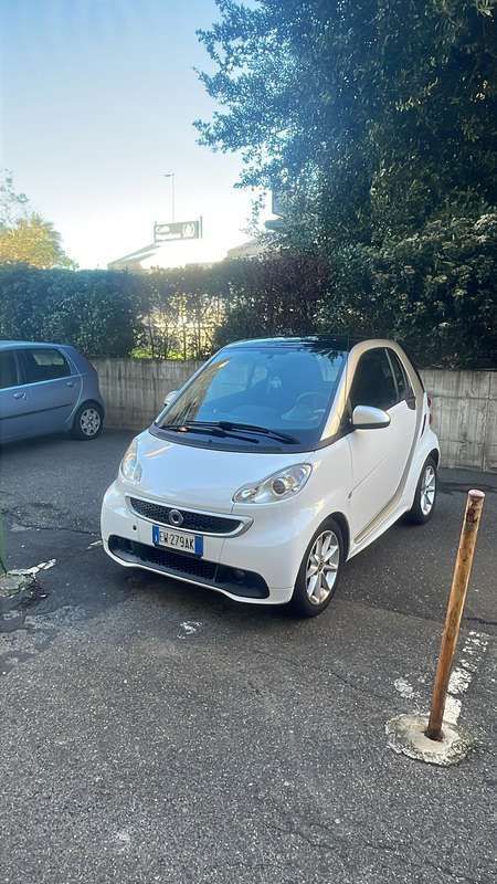 Usata 2014 Smart ForTwo Coupé Due volumi | 5500 € (Super prezzo) - Immagine 1/4