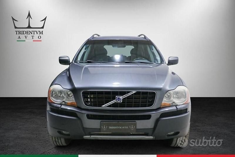 Usata Volvo XC90 185 CV (136 kW) 2006 Grigio SUV
