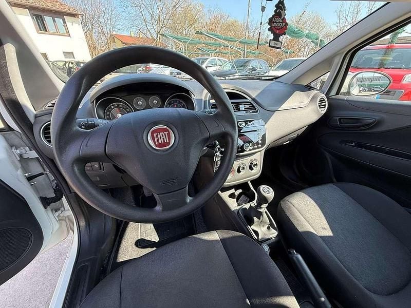 Usata Fiat Punto 69 CV (50 kW) 2016 Bianco Utilitaria