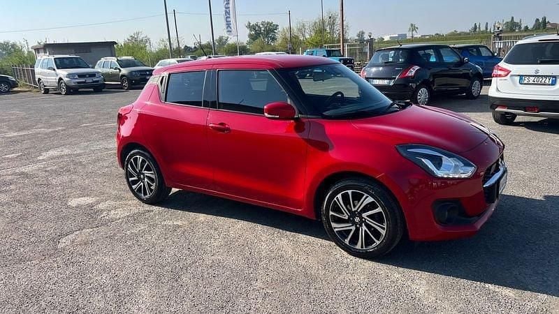 Usata Suzuki Swift 83 CV (61 kW) 2021 Rosso Utilitaria