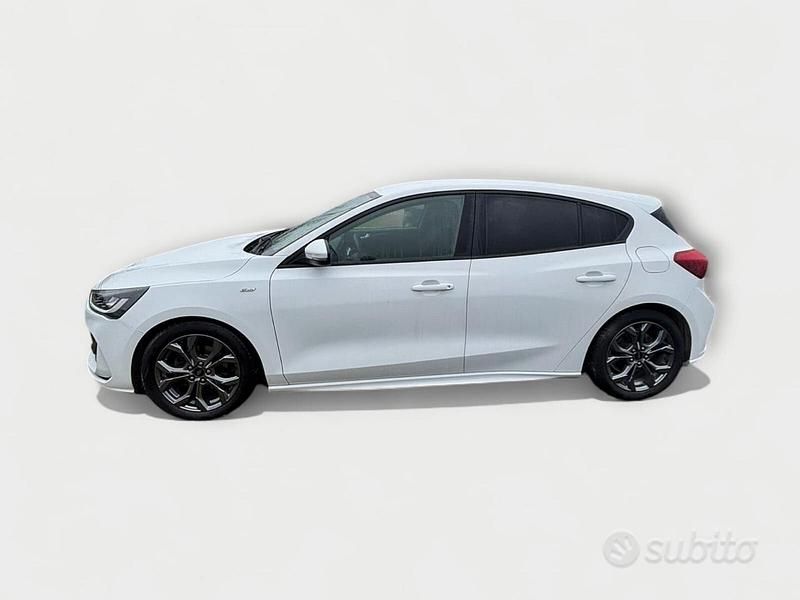 Usata Ford Focus ST-Line 116 CV (85 kW) 2024 Bianco Berlina