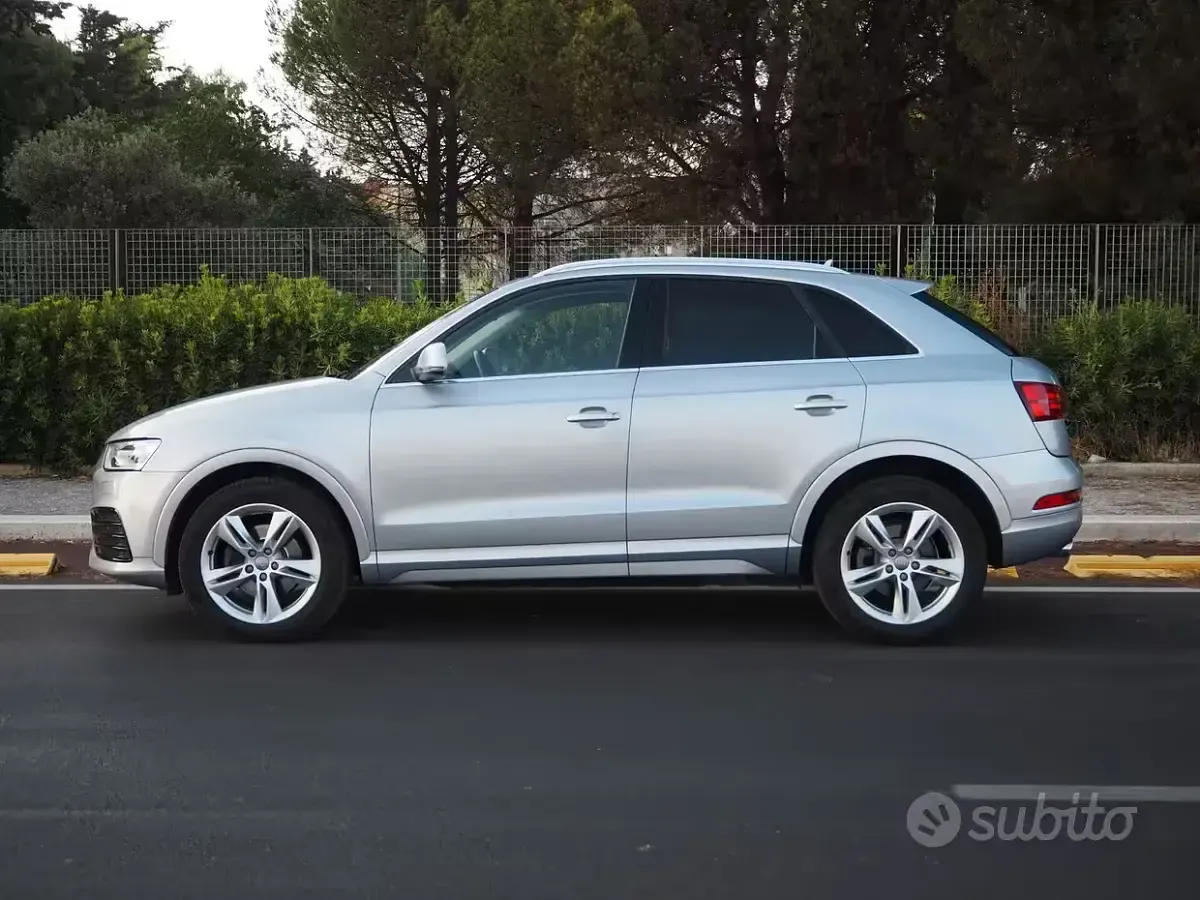 Usata Audi Q3 Sport 120 CV (88 kW) 2017 Grigio SUV