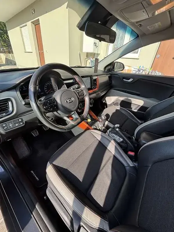 Usata Kia Stonic 110 CV (80 kW) 2019 SUV
