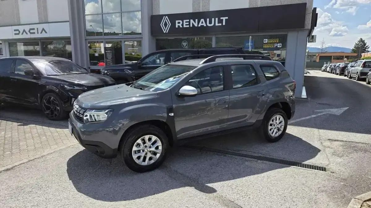 Usata Dacia Duster Expression 116 CV (85 kW) 2023 Gray SUV