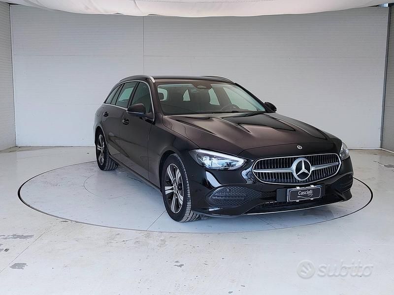 Usata Mercedes C200 Advanced 163 CV (119 kW) 2025 Nero Station wagon