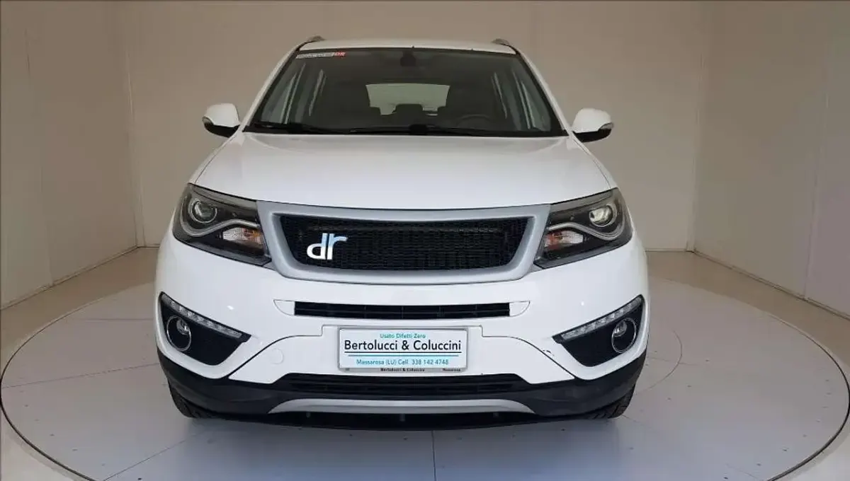 Usata DR DR6 150 CV (110 kW) 2019 Bianco pastello SUV