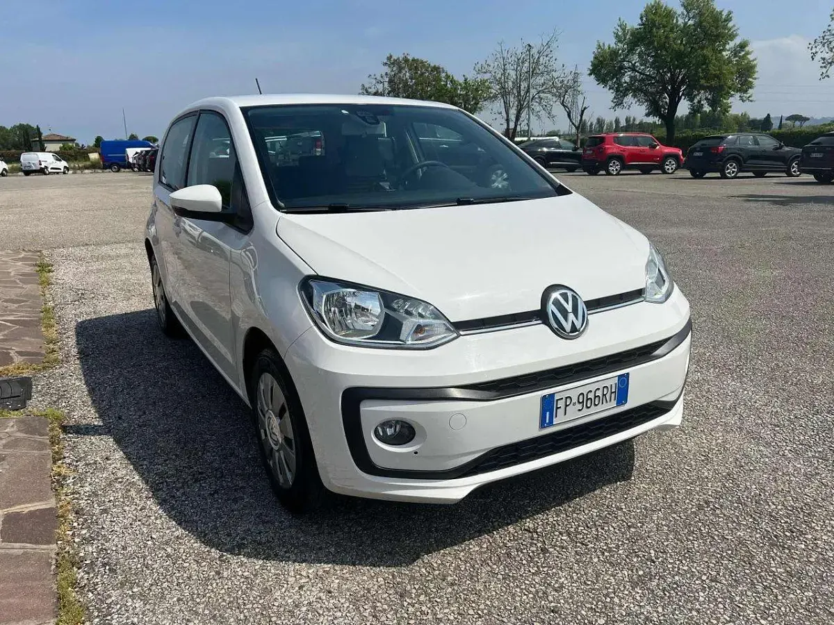 Usata VW up! move up! 60 CV (44 kW) 2018 Bianco Utilitaria