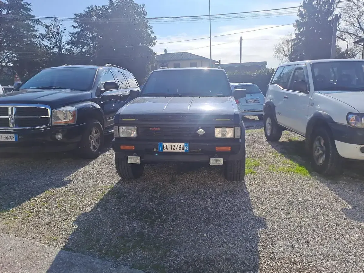 Usata Nissan Terrano 99 CV (72 kW) 1990 Blu SUV