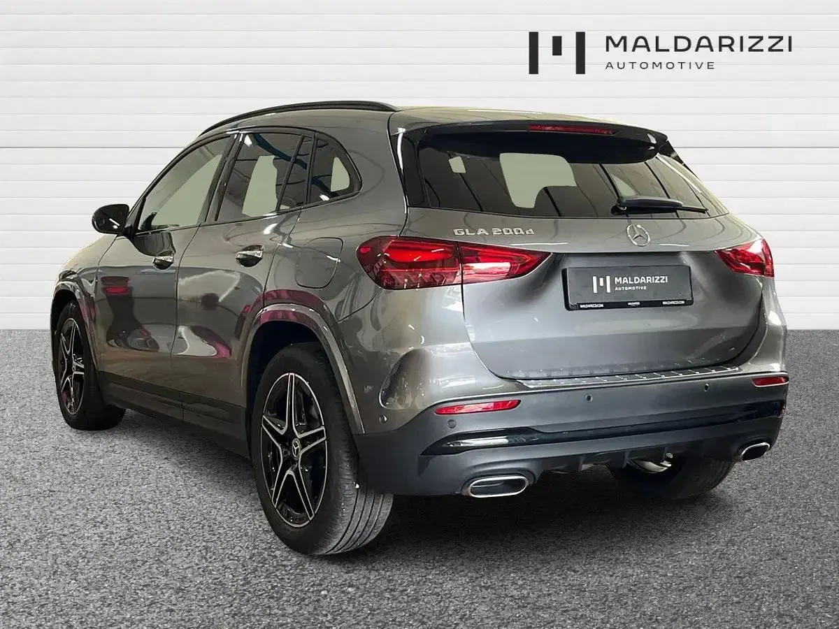 Occasion Mercedes GLA200 Advanced Plus 150 ch (110 kW) 2025 Gris SUV
