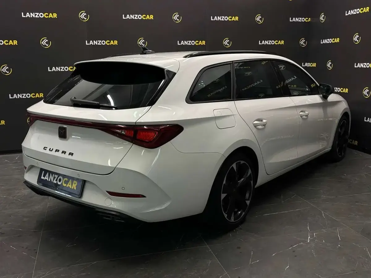 Usata Cupra Leon 150 CV (110 kW) 2024 Bianco Station wagon