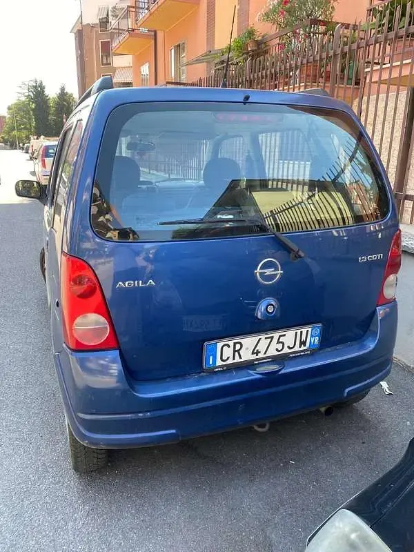 Usata Opel Agila Njoy 69 CV (50 kW) 2004 Blu/azzurro Monovolume