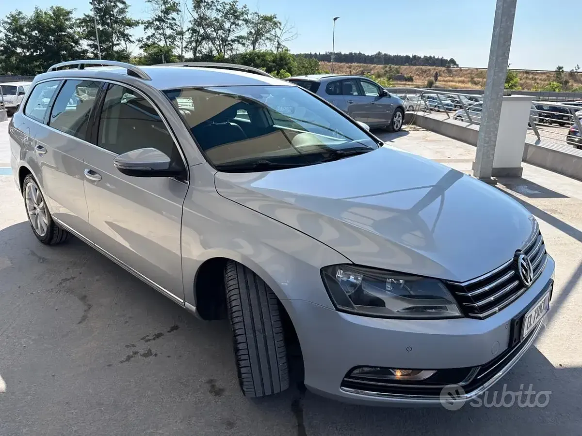 Usata VW Passat Highline 140 CV (102 kW) 2012 Grigio Station wagon