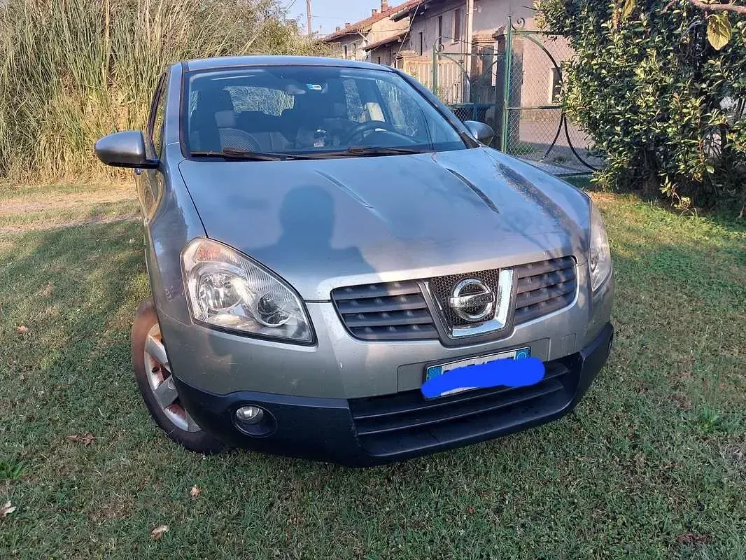 Usata Nissan Qashqai Tekna 117 CV (86 kW) 2007 Grigio SUV