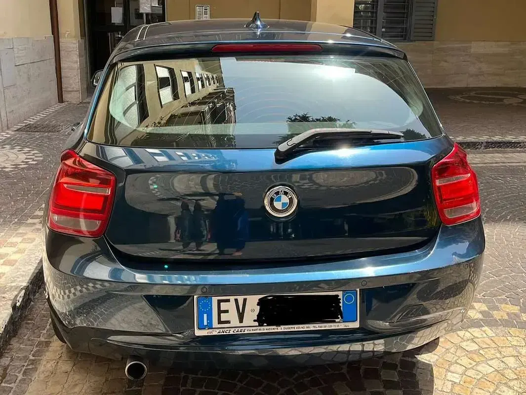 Usata BMW 116 116 CV (85 kW) 2014 Blu/azzurro Utilitaria