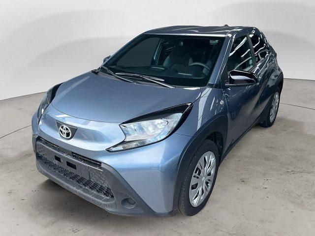 Nuova Toyota Aygo X Active 72 CV (52 kW) 2025 Grigio SUV
