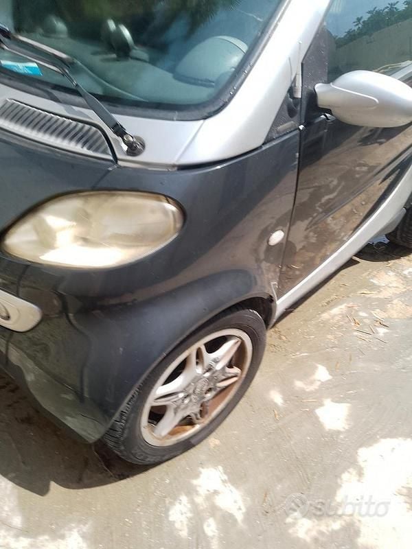 Usata Smart ForTwo Coupé Passion 2001 Nero Cabrio