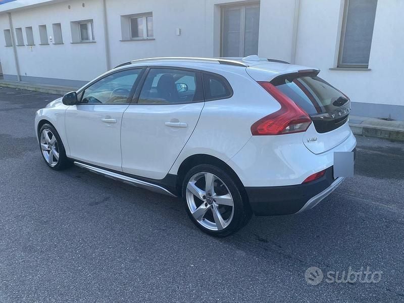 Usata Volvo V40 CC 2013 Bianco Station wagon