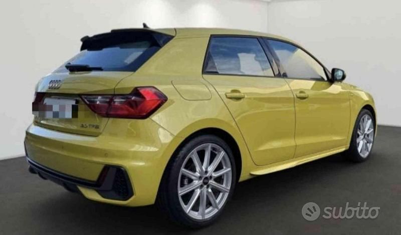 Usata Audi A1 S-Line 110 CV (80 kW) 2023 Giallo SUV