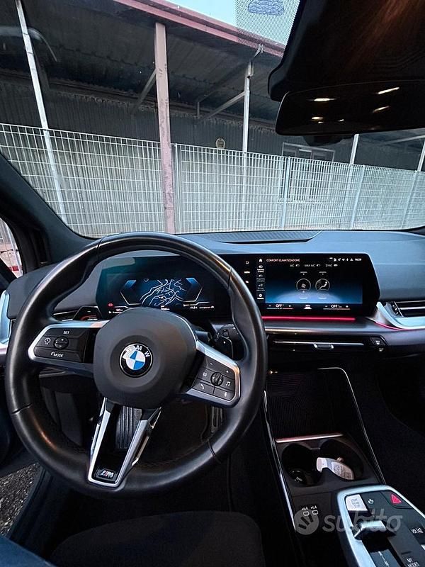 Usata BMW 218 Efficient Dynamics 2023 Grigio Station wagon