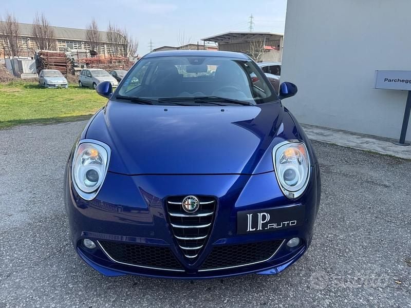 Usata Alfa Romeo MiTo Distinctive 105 CV (77 kW) 2011 Blu Utilitaria