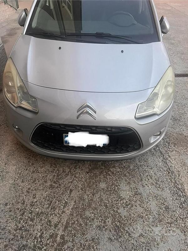 Grigio Usata 2010 Citroën C3 Due volumi | 3800 € (Super prezzo) - Immagine 1/4