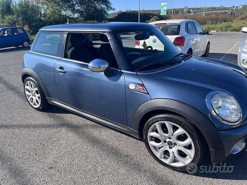 Usata Mini Cooper D 112 CV (82 kW) 2010 Utilitaria