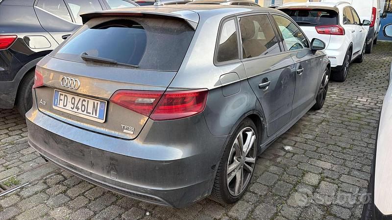 Usata Audi A3 S-Line 150 CV (110 kW) 2017 Grigio Berlina
