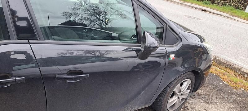 Occasion Opel Meriva 95 ch (69 kW) 2017 Noir Monospace