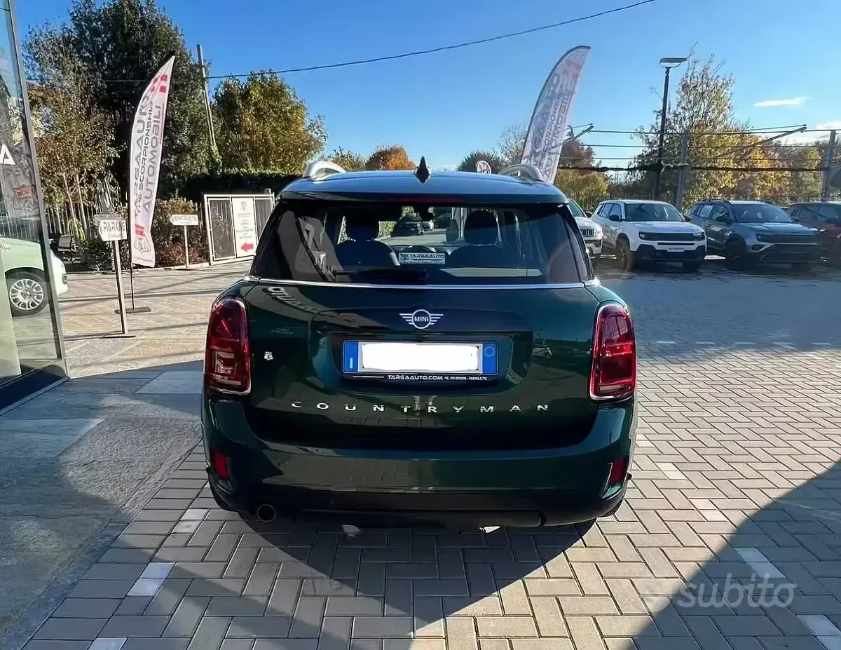 Usata Mini One D Countryman Business 116 CV (85 kW) 2019 Verde SUV