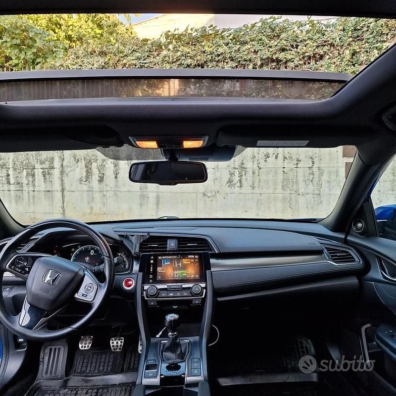 Usata Honda Civic Executive 2017 Blu Berlina