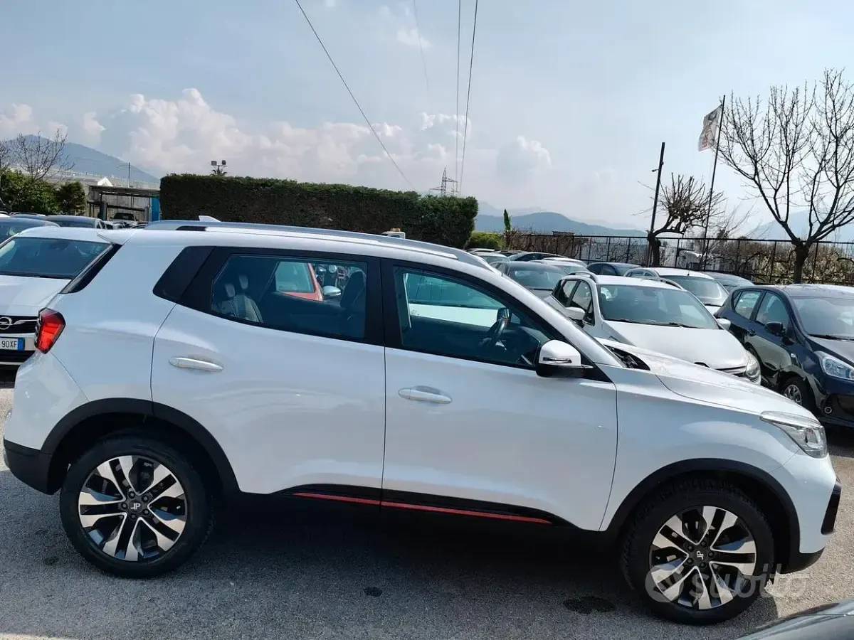 Usata DR DR 5.0 155 CV (114 kW) 2022 Bianco SUV