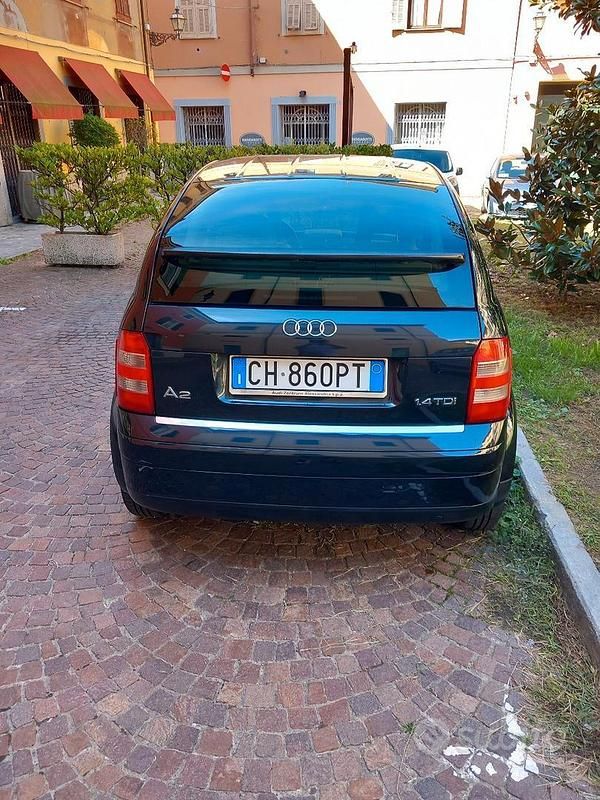 Usata Audi A2 2003 Blu Utilitaria