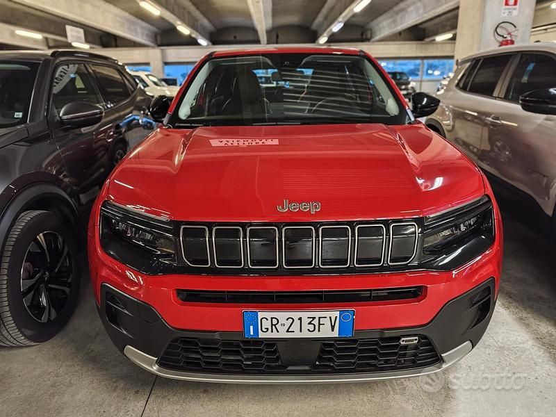 Usata Jeep Avenger Altitude 100 CV (73 kW) 2024 Rosso SUV