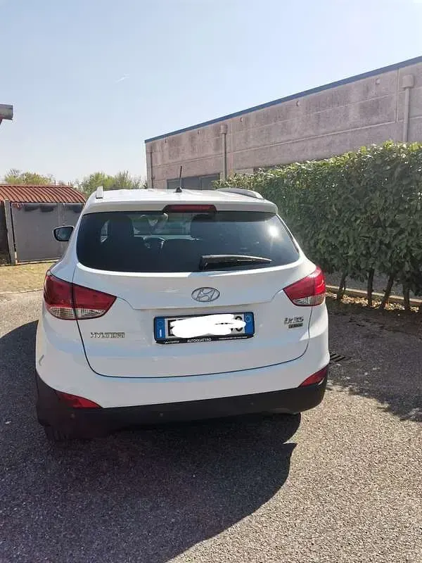 Usata Hyundai ix35 Classic 116 CV (85 kW) 2011 Bianco SUV