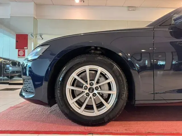 Usata Audi A6 Design 231 CV (169 kW) 2019 Nero metallizzato Station wagon