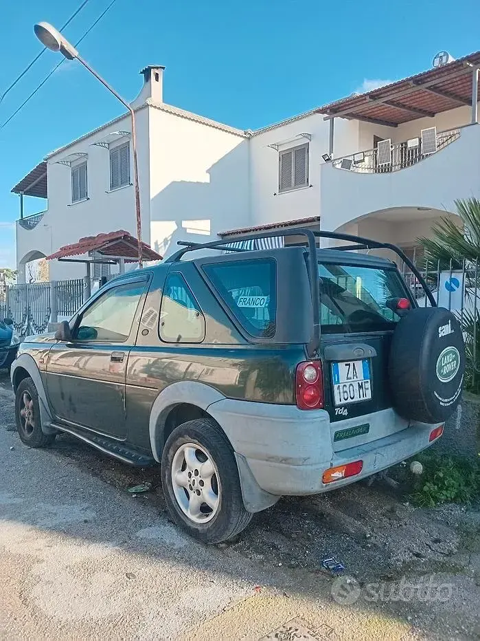 Usata Land Rover Freelander 117 CV (86 kW) 2000 Grigio SUV