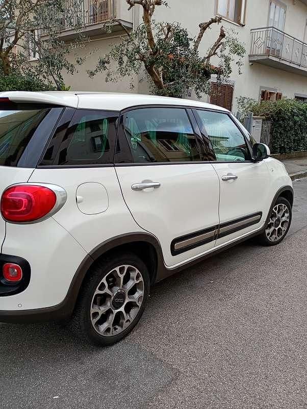 Usata Fiat 500L Trekking 84 CV (61 kW) 2013 Bianco Monovolume