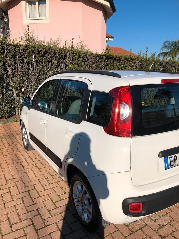 Usata Fiat Panda Lounge 2012 Bianco Utilitaria