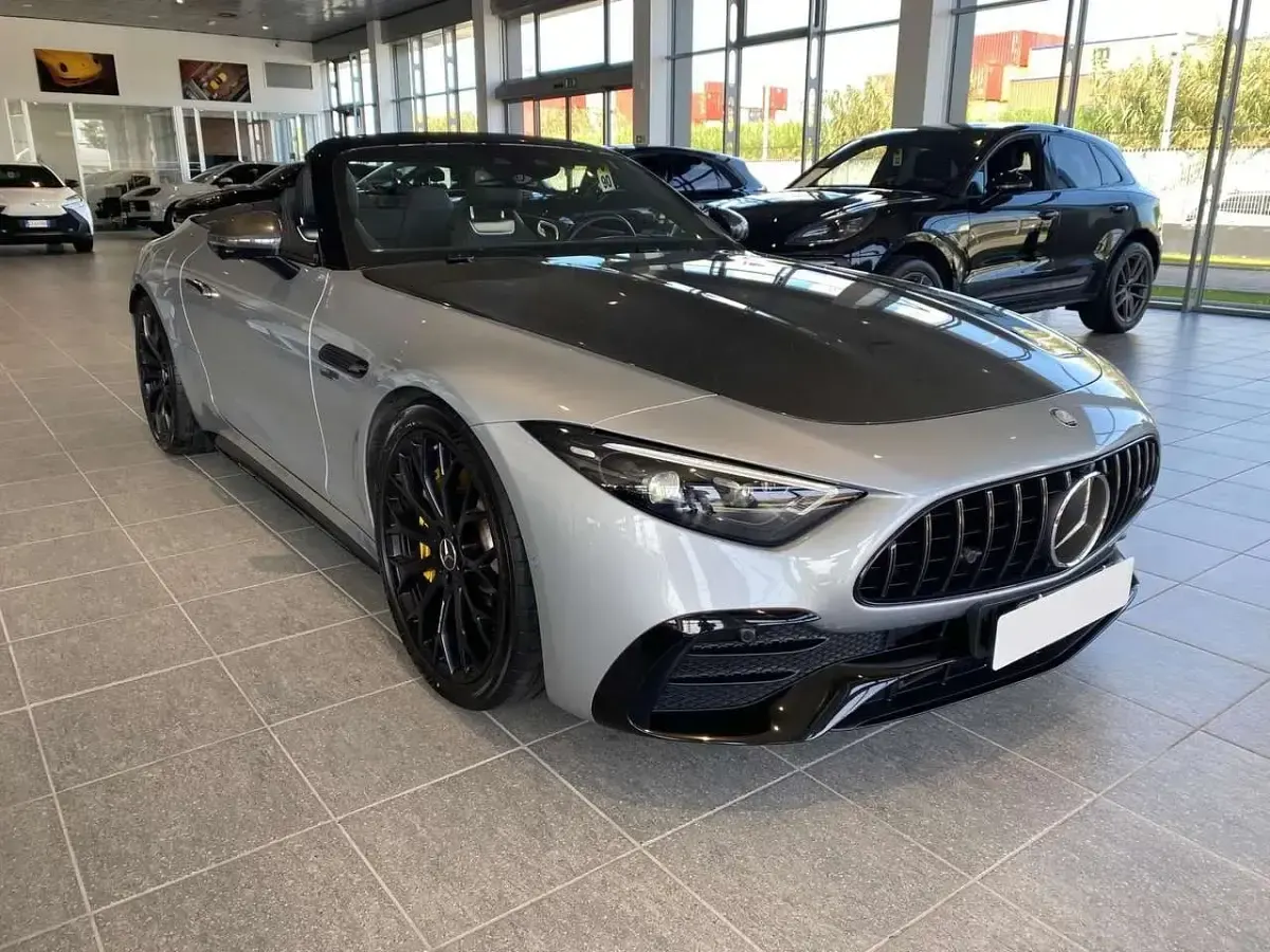 Usata Mercedes SL43 AMG Premium Plus 381 CV (280 kW) 2024 Argento Cabrio