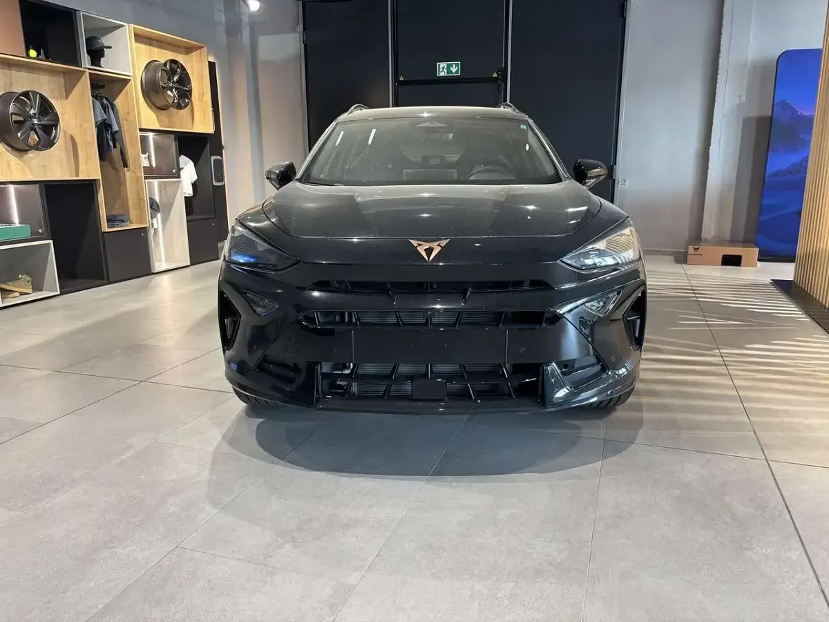 Nuova Cupra Formentor 150 CV (110 kW) 2026 Nero midnight SUV