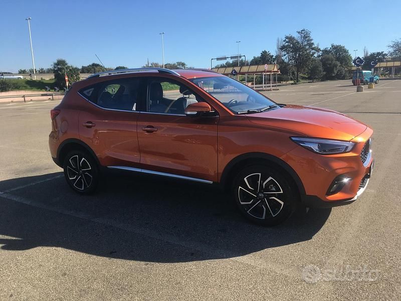 Usata MG ZS Luxury 106 CV (77 kW) 2022 Berlina