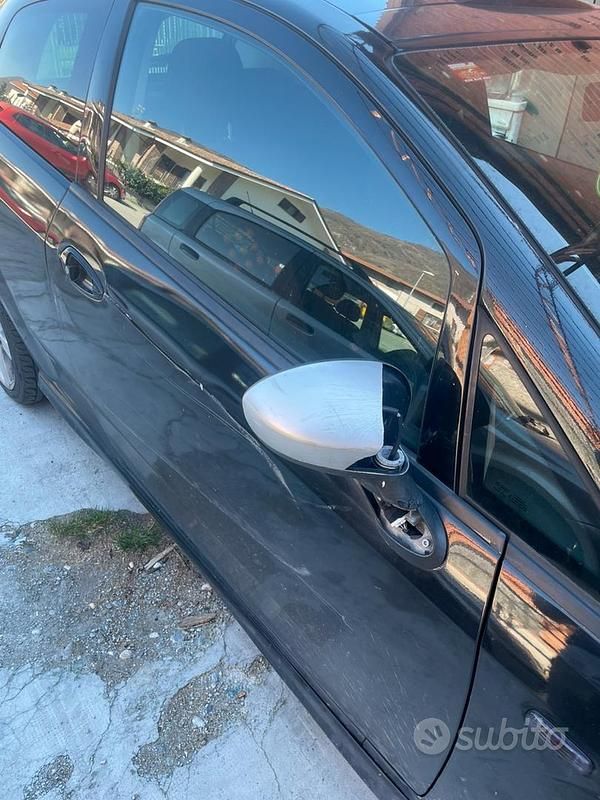 Usata Fiat Punto Sport 131 CV (96 kW) 2007 Nero Utilitaria