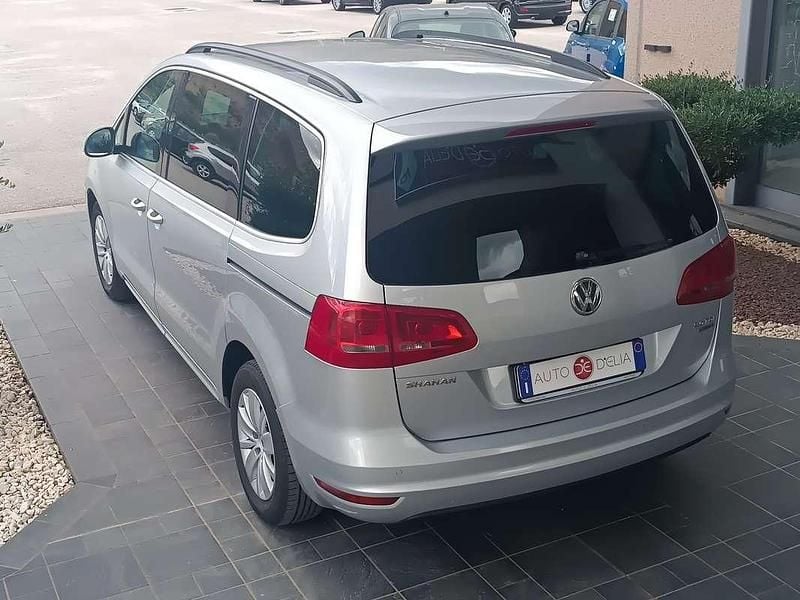 Usata VW Sharan Highline 140 CV (102 kW) 2011 Argento Monovolume