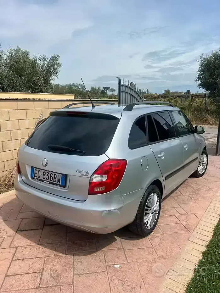 Usata Skoda Fabia Style 90 CV (66 kW) 2010 Grigio Station wagon