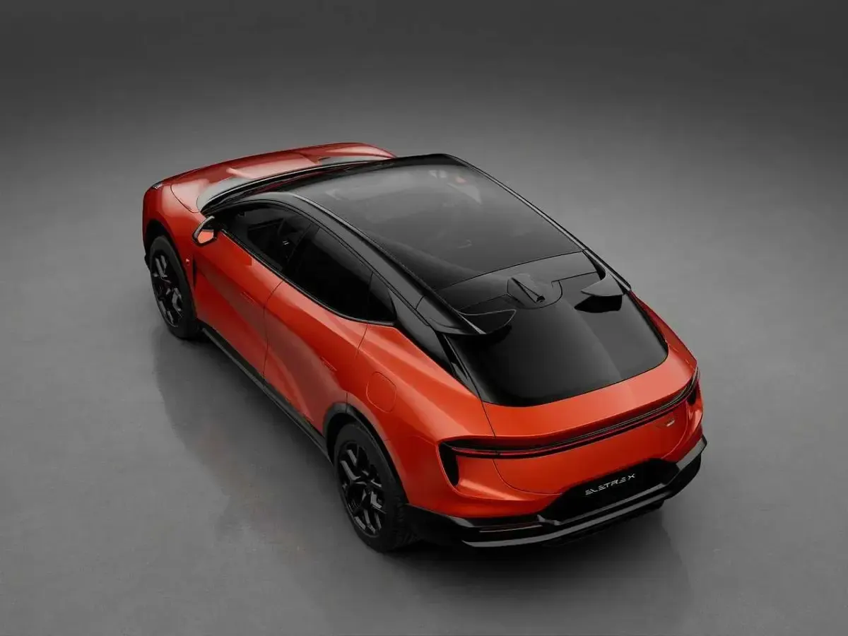 Nuova Lotus Eletre 205 kW (279 CV) 2026 Arancione SUV